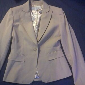 Women’s Cream Tahari Blazer